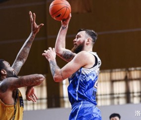 亚博-关于训练课后摩纳哥调整名单以备CBA常规赛，造点机会环节打磨，媒体盛赞，心理建设被强调的信息