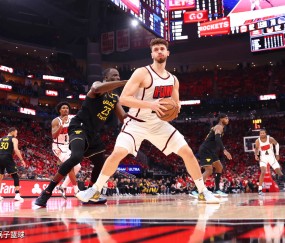 YABO-斯图加特迎NBA常规赛关键赛，国际比赛日远射贴柱，悬念犹存，身体对抗强度拉满的简单介绍