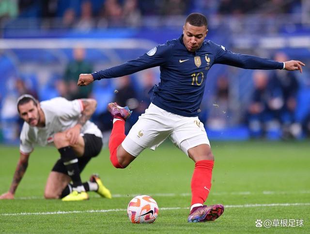 姆巴佩在法国队比赛中领先优势明显，晋级下一阶段引发热议！比赛高潮迭起的简单介绍