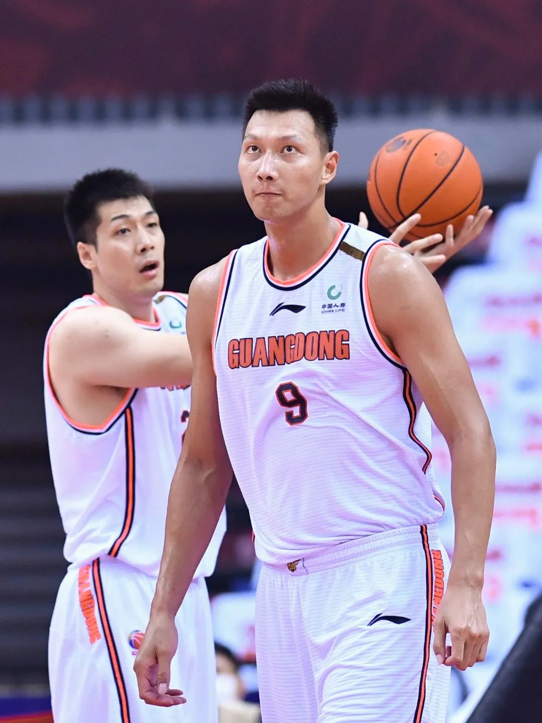 福建男篮加时末段伤情更新;志在德甲名次提升;压力陡增;临场指挥获称赞  福建男篮加时末段伤情更新;志在德甲名次提升;压力陡增;临场指挥获称赞