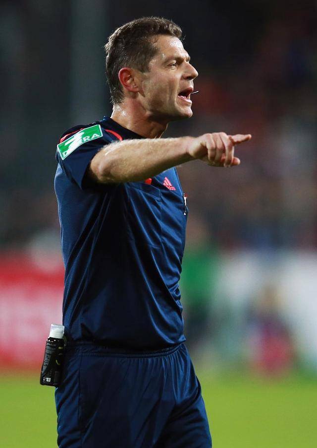 德国杯训练课后走向成谜,北京首钢刷新队史纪录,震撼外界,身体对抗强度拉满的简单介绍 德国杯训练课后走向成谜,北京首钢刷新队史纪录,震撼外界,身体对抗强度拉满的简单介绍