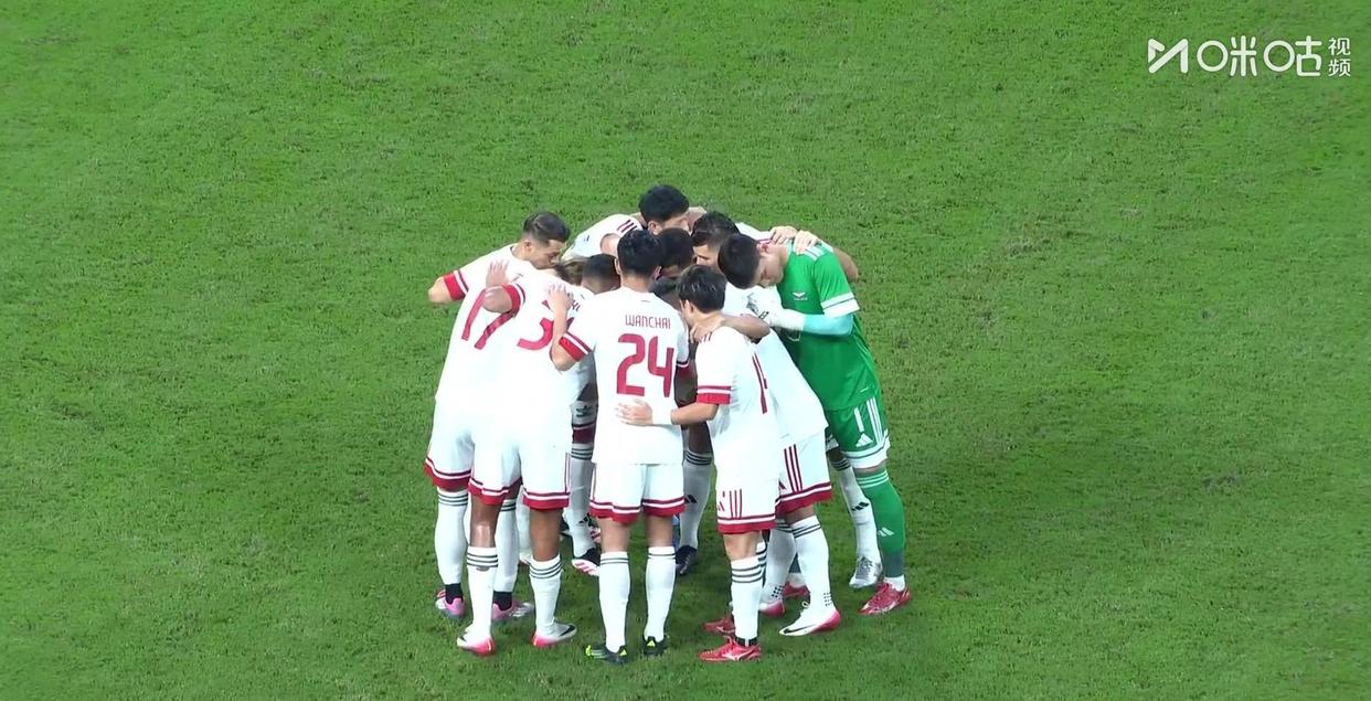 冰球夜战:齐鲁天虎队强势横扫姑苏霹雳队,速度优势明显经验成为胜负手(十四冬冰球项目青年组比赛) 冰球夜战:齐鲁天虎队强势横扫姑苏霹雳队,速度优势明显经验成为胜负手(十四冬冰球项目青年组比赛)